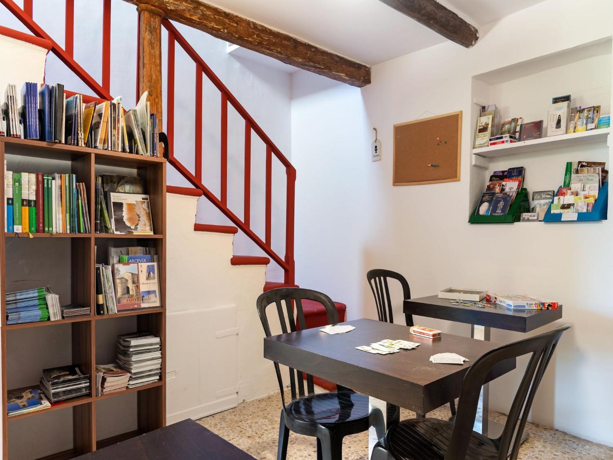 Nice Flat In Arcevia With Swimming Pool Экстерьер фото
